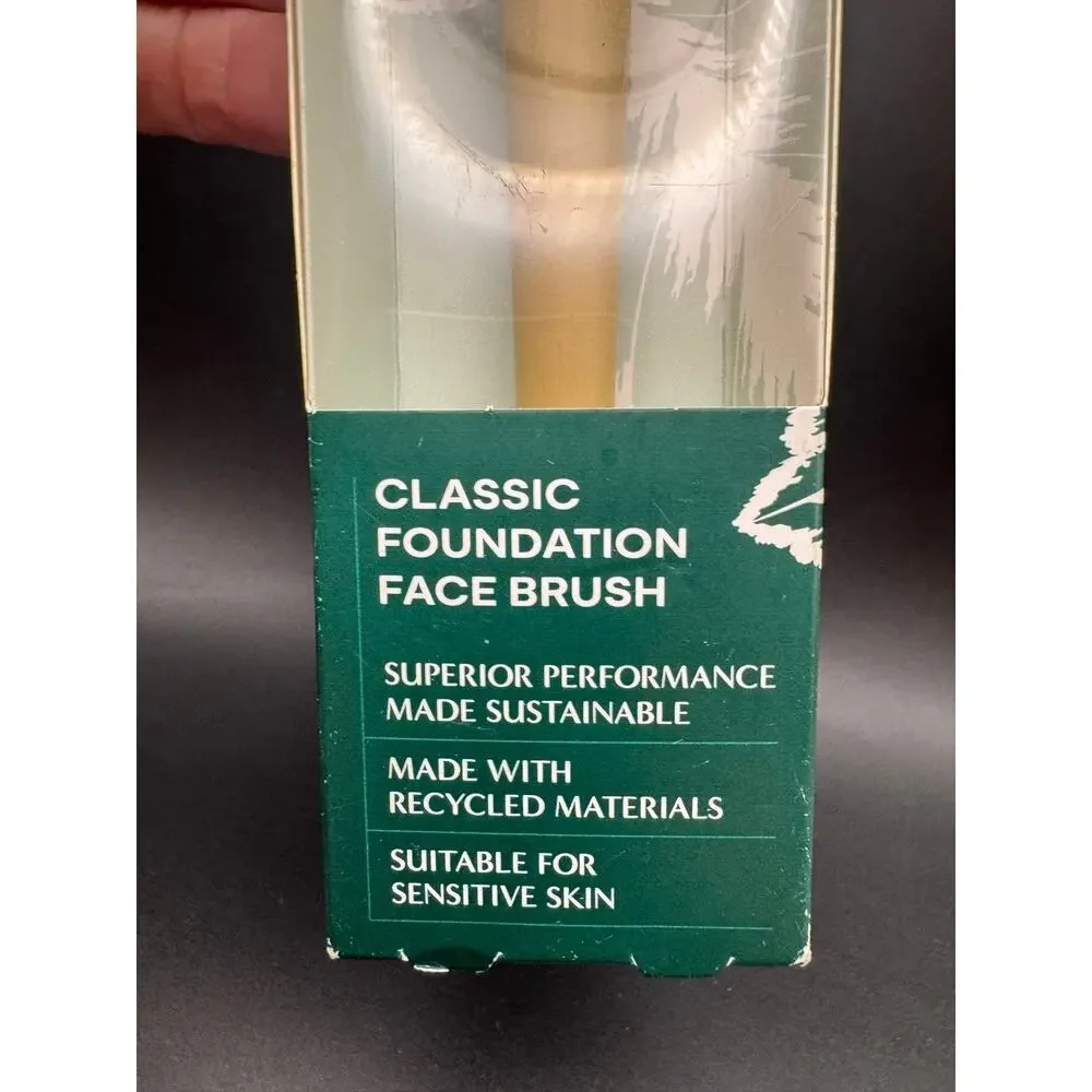 EcoTools Classic Foundation Face Brush Sustainable For Sensitive Skin NWB